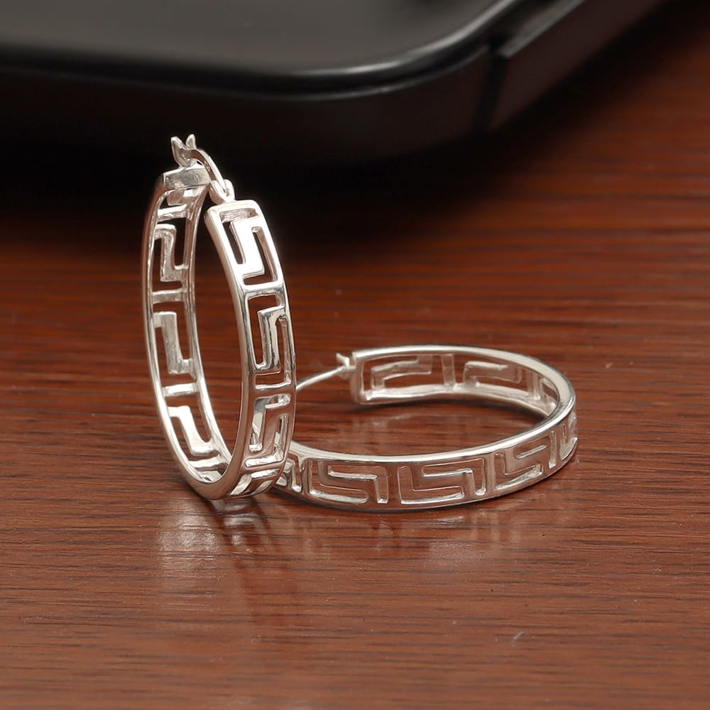 LeCalla 925 Sterling Silber Griechischer Schlüssel Creolen Leichtgewicht Klick-Top Griechische Mauer Ausschnitt Muster Ohrring Creolen für Frauen