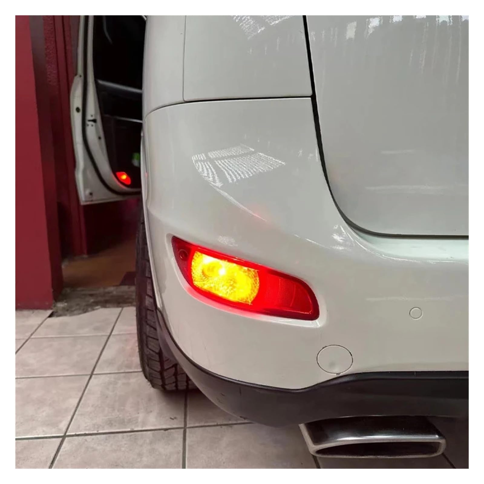 Pasuje do Hyundai Santa Fe CM 2010 2011 2012 2.4T tylny zderzak samochodowy światło hamowania lampa cofania Stop z żarówkami 92408-2B500 92409-2B500(1 Pair)