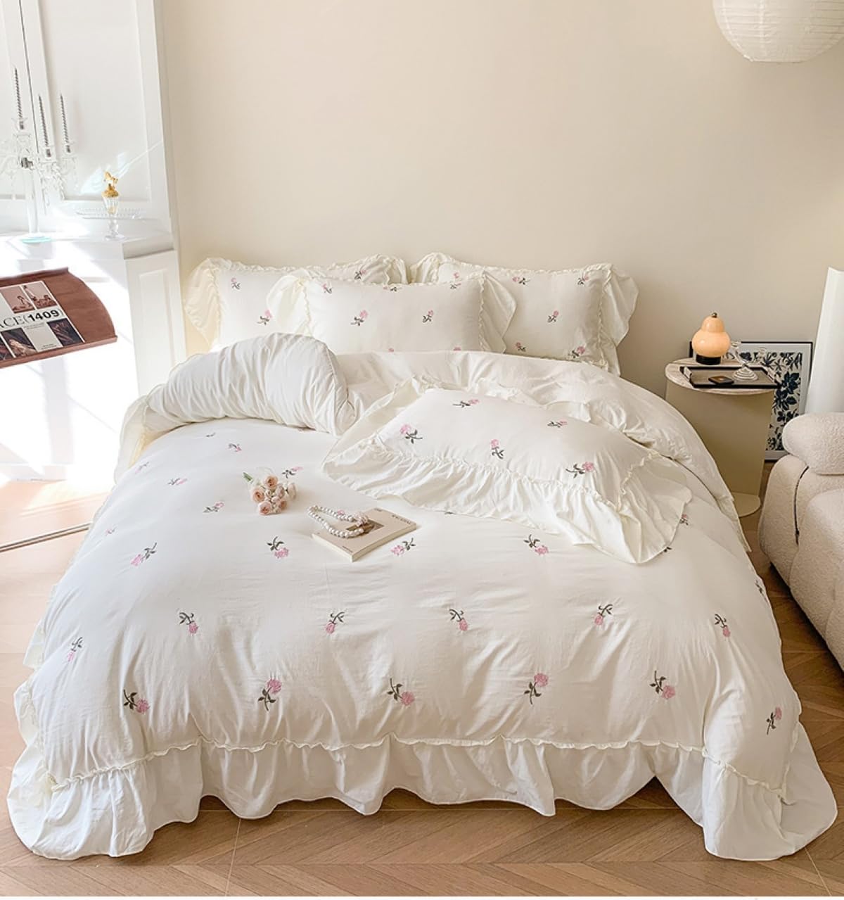 Sedefen Rüschen Bettwäsche 135x200cm Weiß Rosa Blumen Stickerei Bettwäsche Set Romantisch Ruffle Oeko-TEX Bettbezug Weich Mikrofaser Mädchen Deckenbezug mit Reißverschluss und 1 Kissenbezug 80x80cm