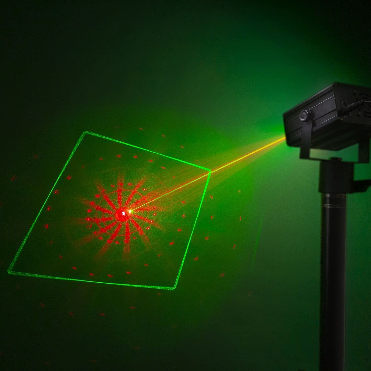 BeamZ Acrux Quatro R/G party laser systeem met RGBW LED&aposs (152.610)