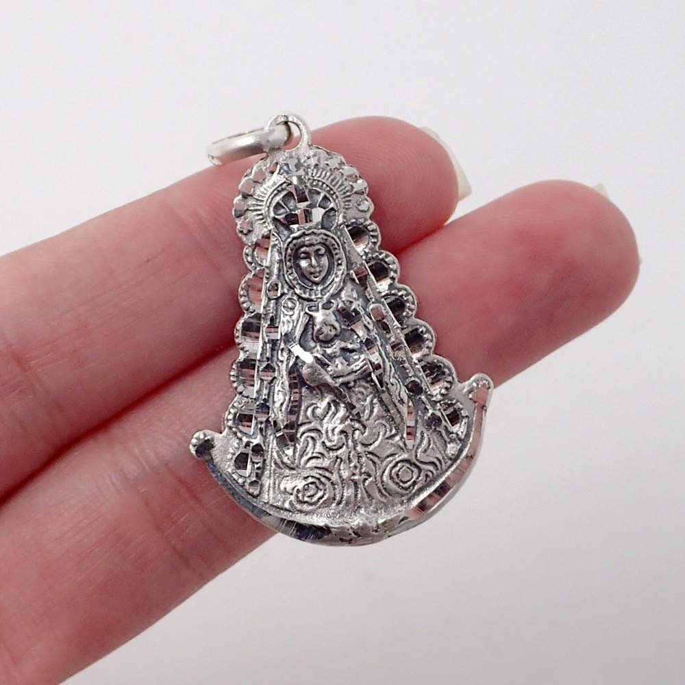 Colgante plata Ley 925m imagen Virgen del Rocío 38mm. silueta detalles tallados maciza
