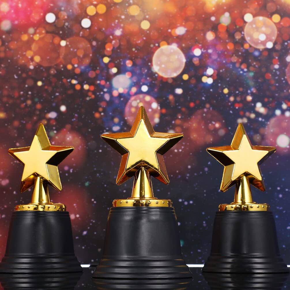 Didiseaon Trophée étoile: 9 Pièces Mini Trophée avec Base Plastique Foot pour Récompenses Sportives Jeux Winner Trophy pour Enfants Décorations de Classe et Concours