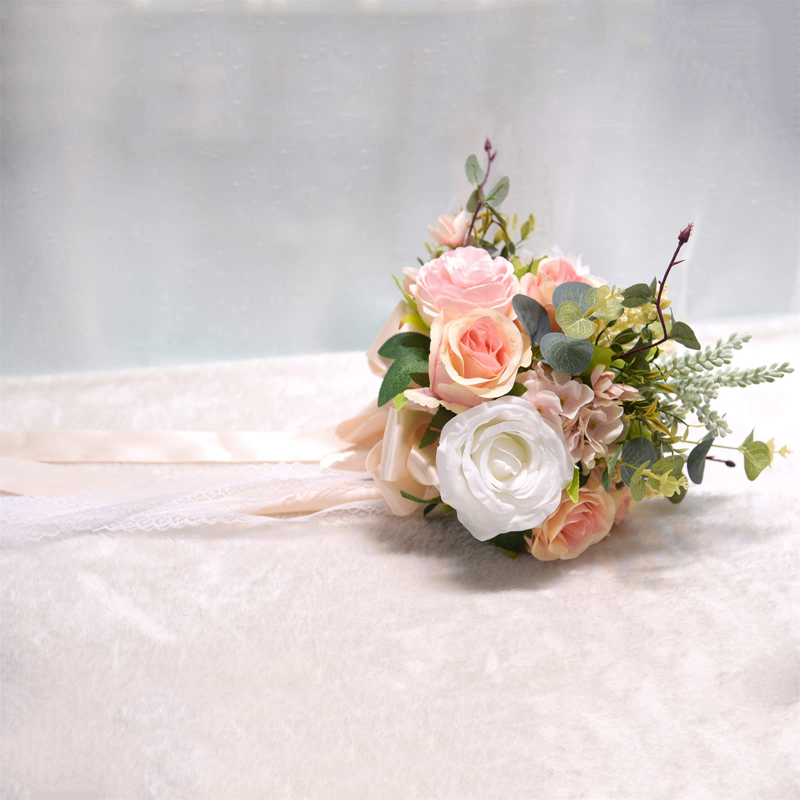 Bouquet di rose artificiali in seta, fatto a mano, per sposa o per feste.