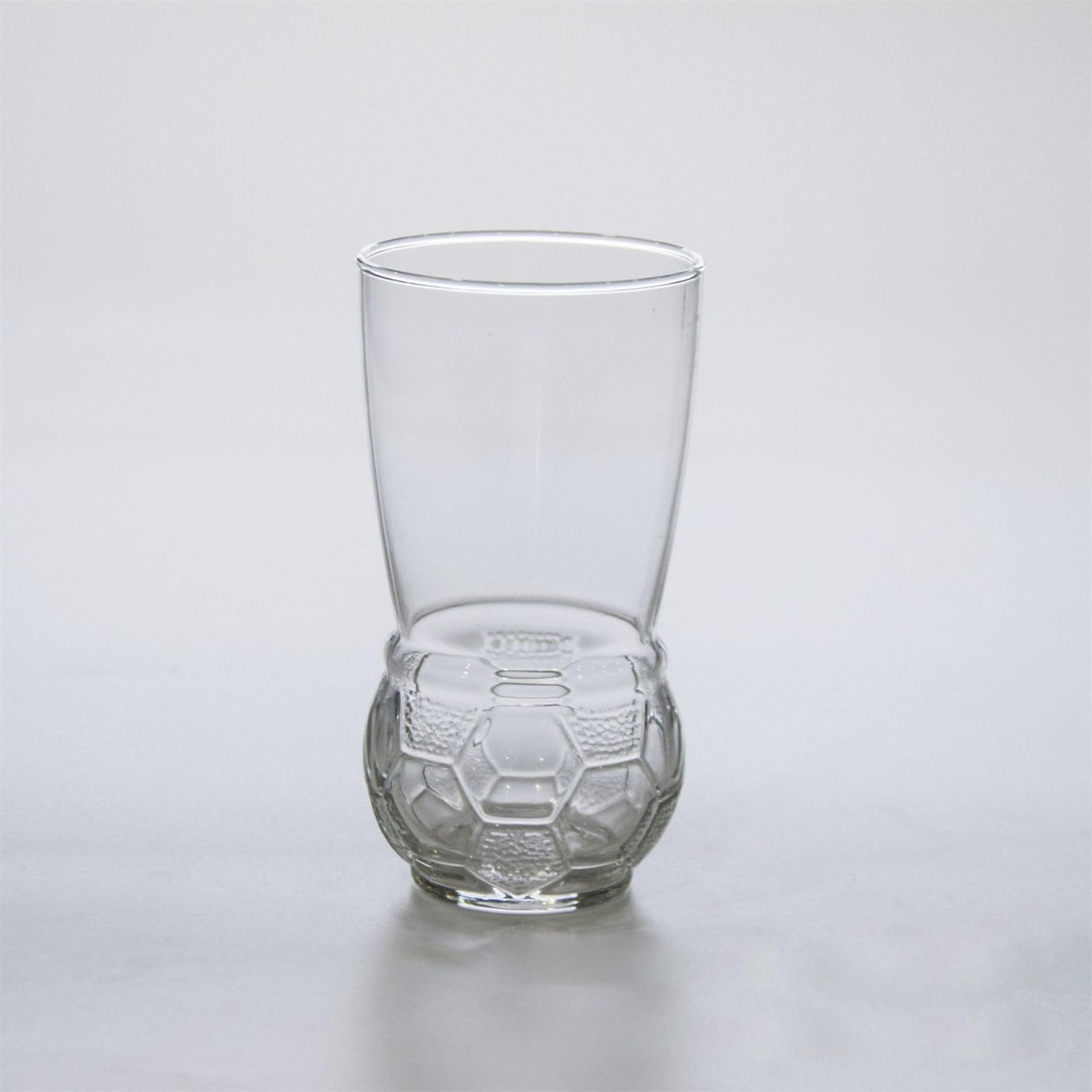 6 Stück durchsichtige Fußball Design Glasbecher, 450 ml, großes Fassungsvermögen, Uhrenspiel Trinkgeschirr für Bier und Getränke, Fußball Biergläser