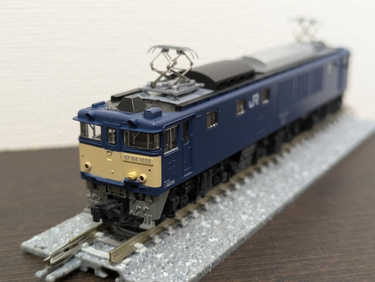 KATO 3023-6 EF64 1032 双頭連結器付き KATO 3023-6 EF64 1032(双頭連結器付) | 鉄道模型 通販 ホビー