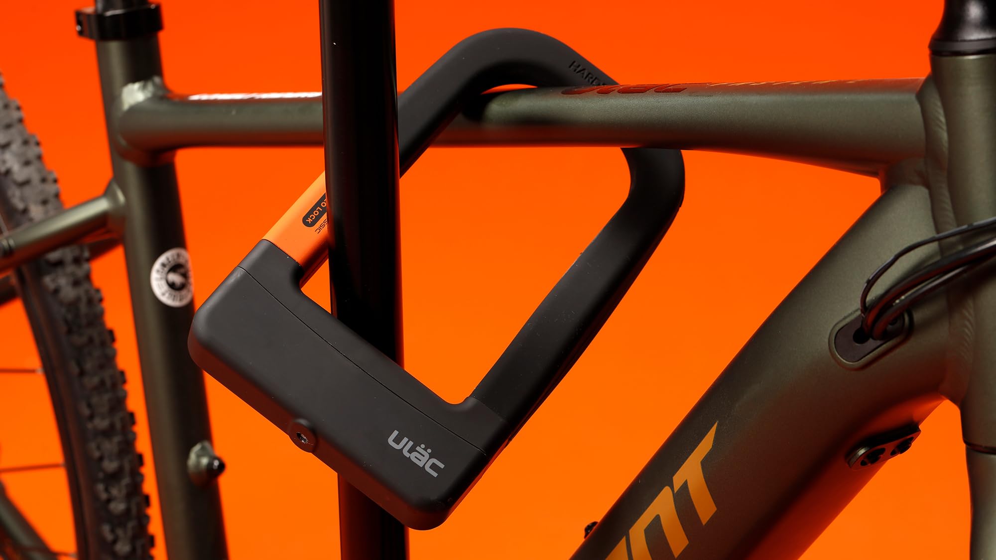 ULAC – Candado Bicicleta en U Soloist | Diseño Innovador y Máxima Seguridad | Cerradura Antirrobo con 2 Llaves Abloy | Grillete de Acero Templado 12 mm Anti Robos | Bici Eléctrica, Moto, Patinete