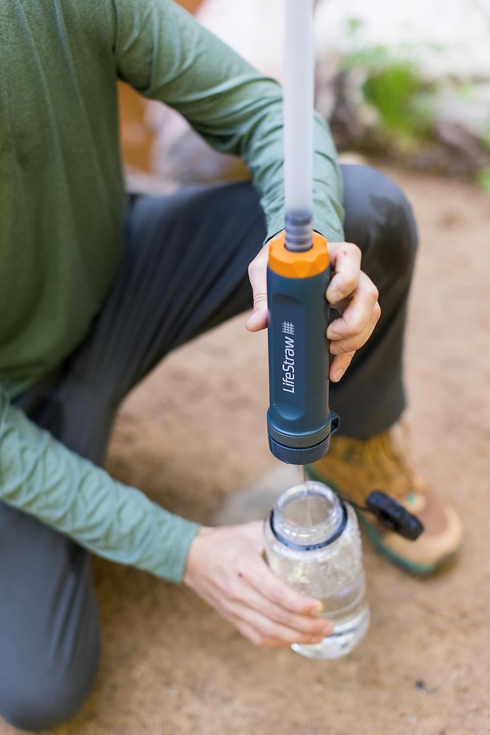 LifeStraw Peak Series – Gravitations-Wasserreinigungs-System 8l - entfernt Viren, Bakterien, Parasiten - für Camping, Wandern, Notfallversorgung, Survival und Outdoor-Abenteuer, Mountain Blue (blau)