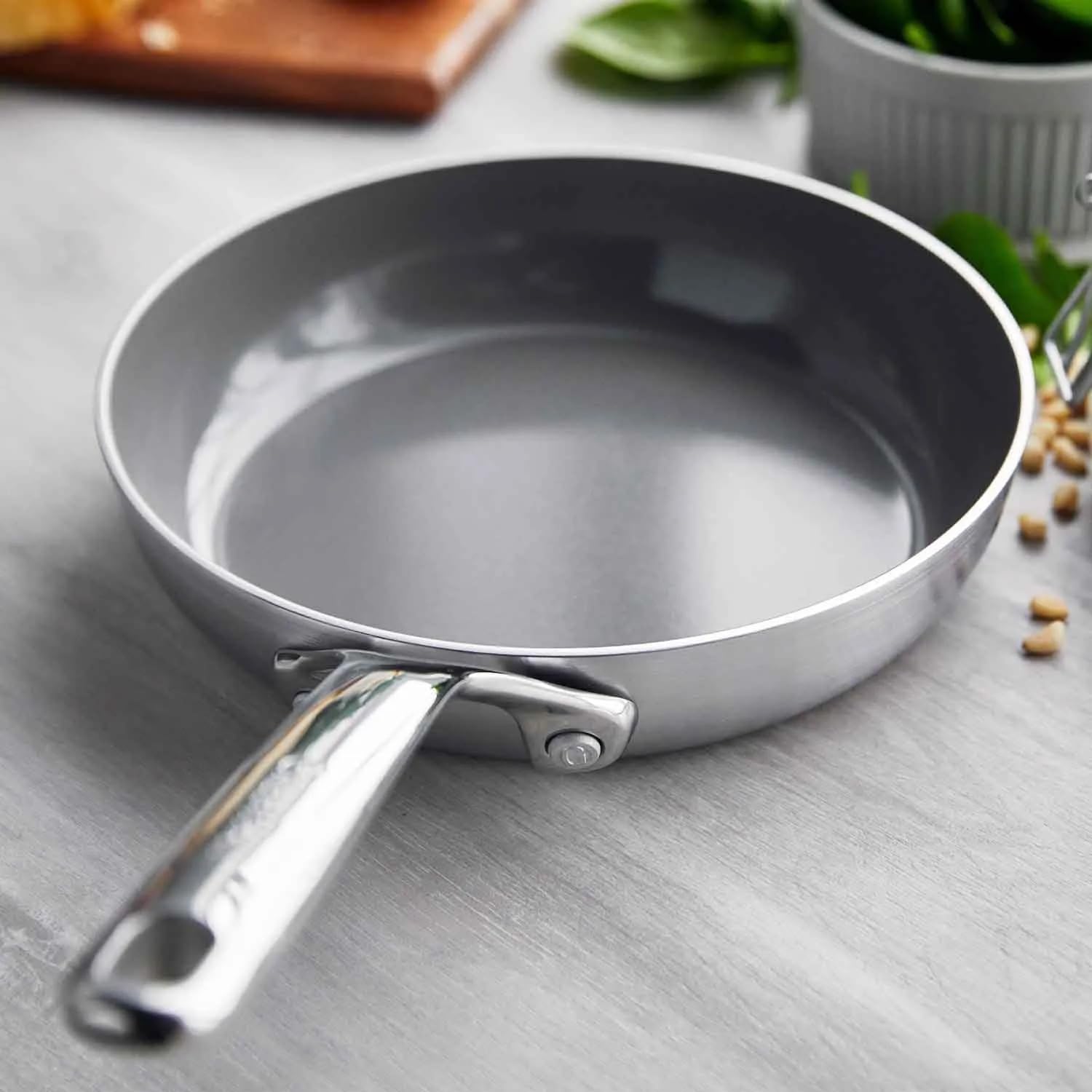 Greenpan Padella GP5 in acciaio inox a 5 strati in ceramica antiaderente da 20,3 cm, resistente ai graffi, adatta a induzione, lavastoviglie e forno, senza PFAS