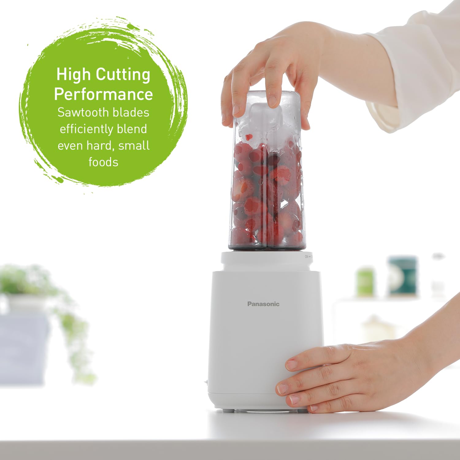 Amazon.com: Panasonic MXXP103 Lightweight Personal Blender with