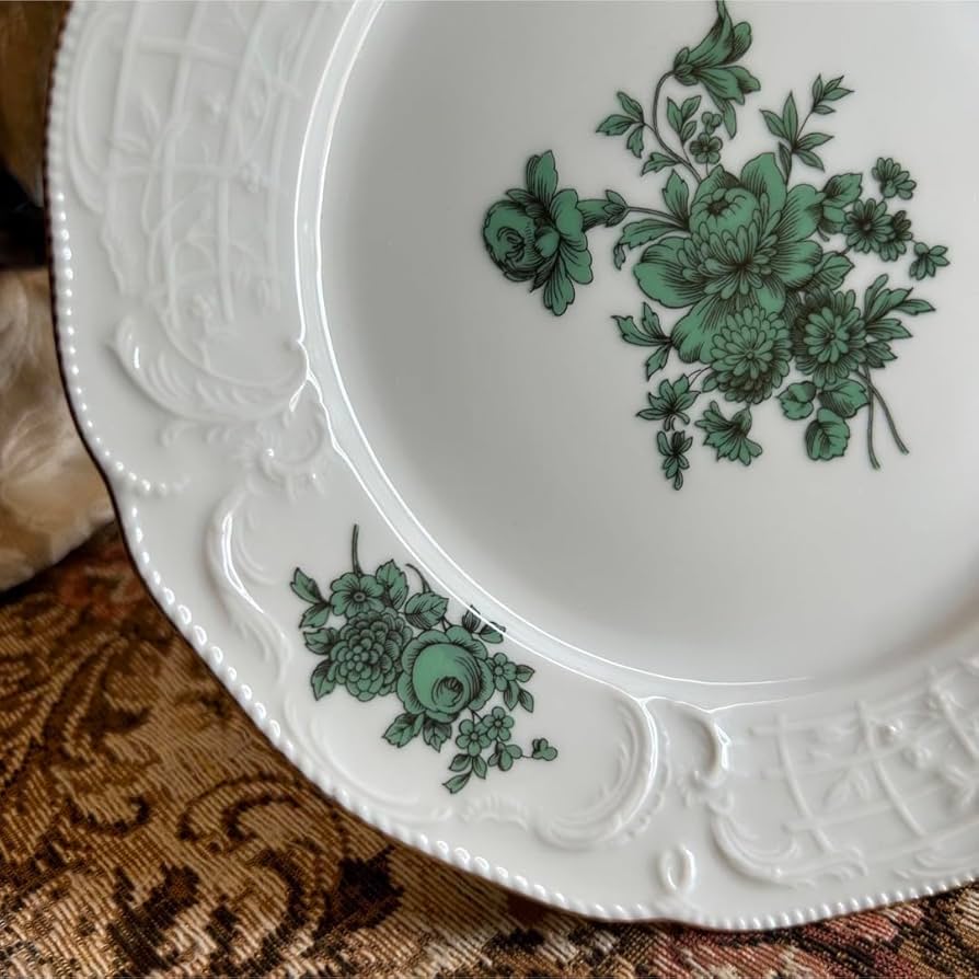 ドイツ製 ROSENTHAL マイセンフラワーグリーン 美しいレリーフ プレート ドイツ製 ROSENTHAL マイセンフラワーグリーン 美しいレリーフ
