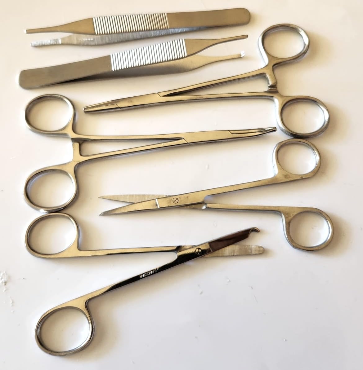 Set of 6 Pieces Scissors Forceps Hemostats Needle Holder Driver Set for Educational Training and Medical Procedures Made of Stainless Steel