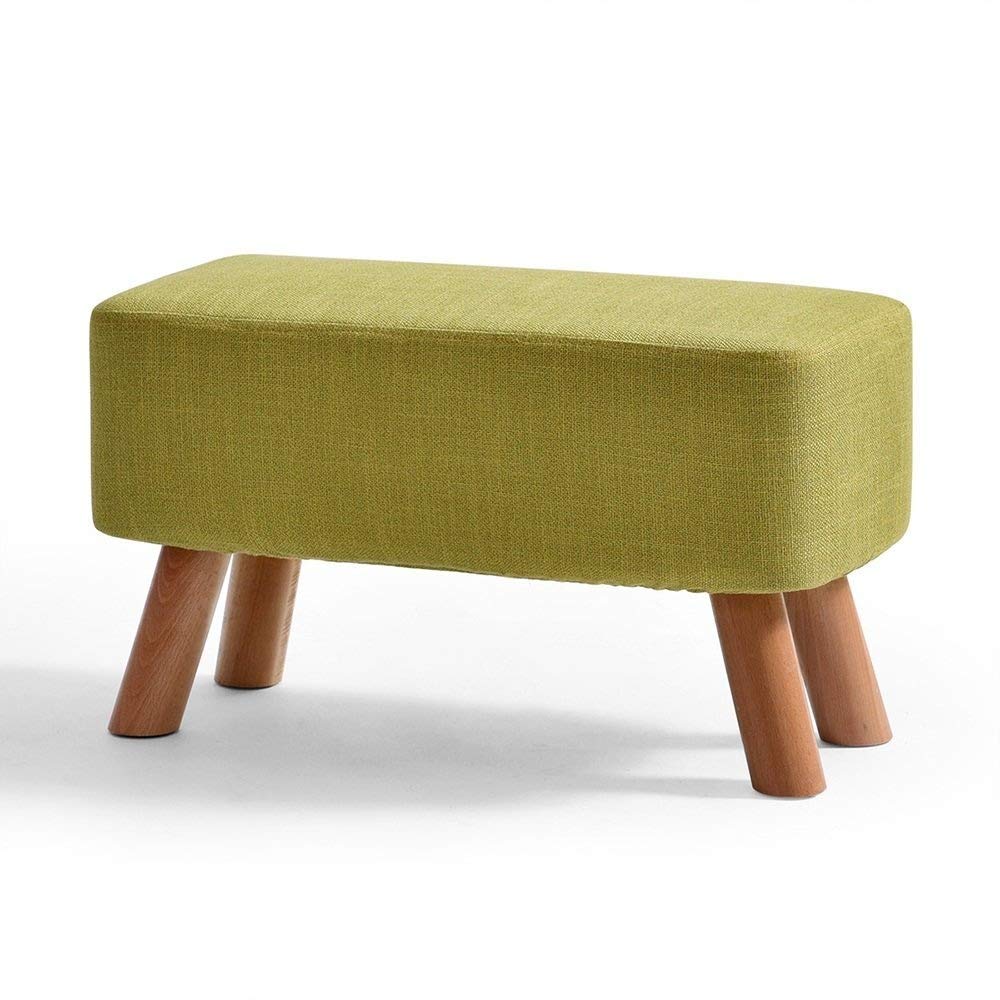 Tabouret pour changer ses chaussures dans une entrée accueillante
