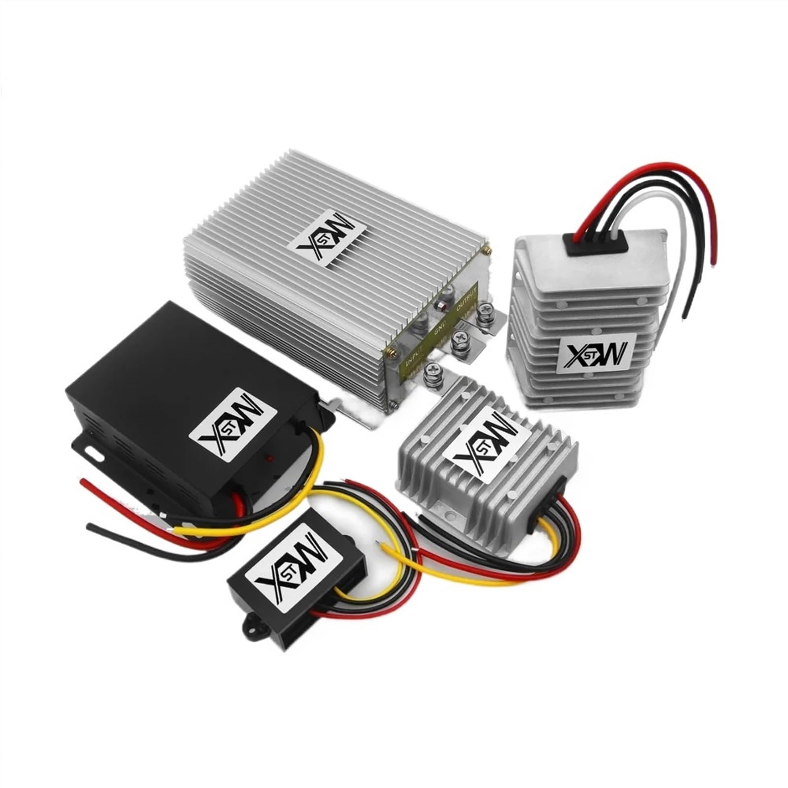 Élévateur de tension 12V 24V pour éliminer les sous-tensions en voiture