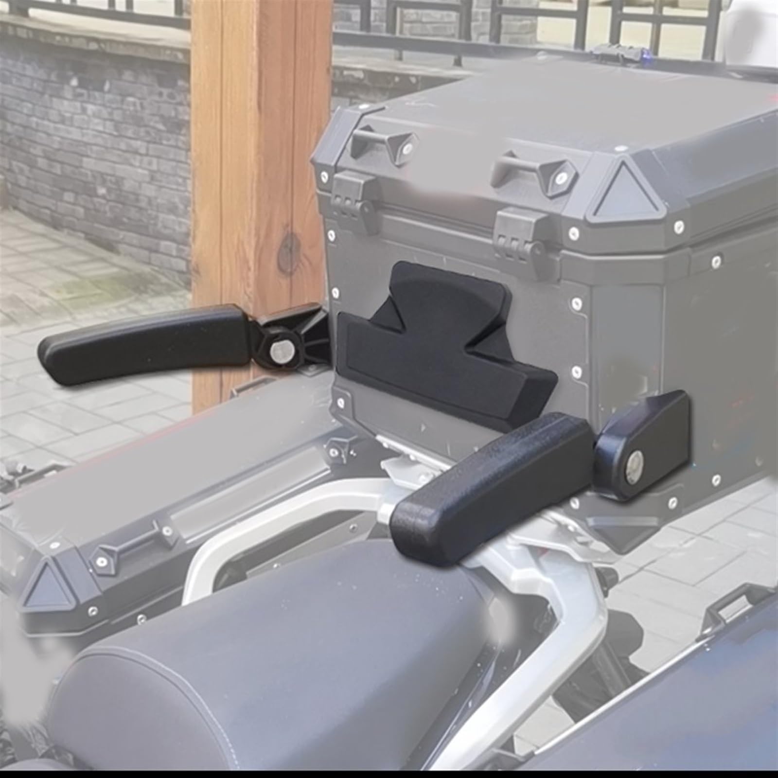 Amazon.co.jp: ひじかけ オートバイリアボックス乗客アームレスト