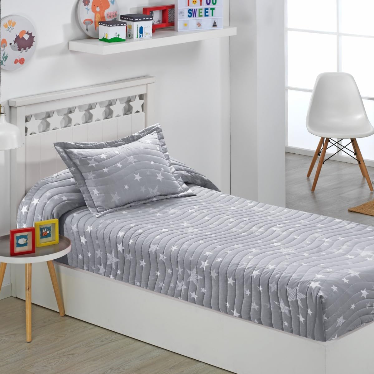 Dhestia Home - Colcha Bouti Ajustable Cama Nido Infantil y Juvenil de Verano Estrellas Gris - Color Único, Talla Cama 90
