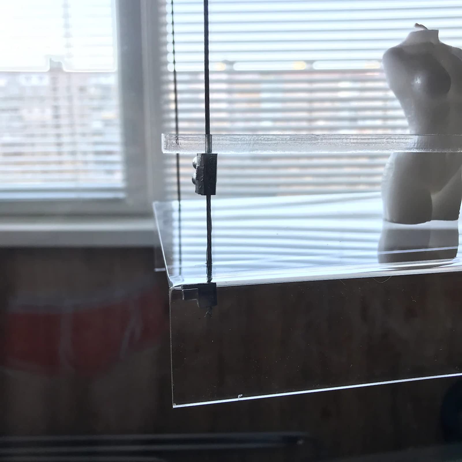 Regulowana 3-poziomowa akrylowa wisząca półka na rośliny do okna, przezroczyste, pływające półki ścienne, idealny stojak na kwiaty do sypialni, łazienki, salonu, balkonu i użytku na zewnątrz
