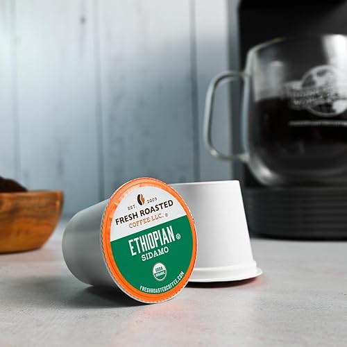 Miniatura 499 de Fresh Roasted Coffee, Peaberry de Tanzania, tostado ligero, Kosher, compatible con K-Cup, 24 cápsulas