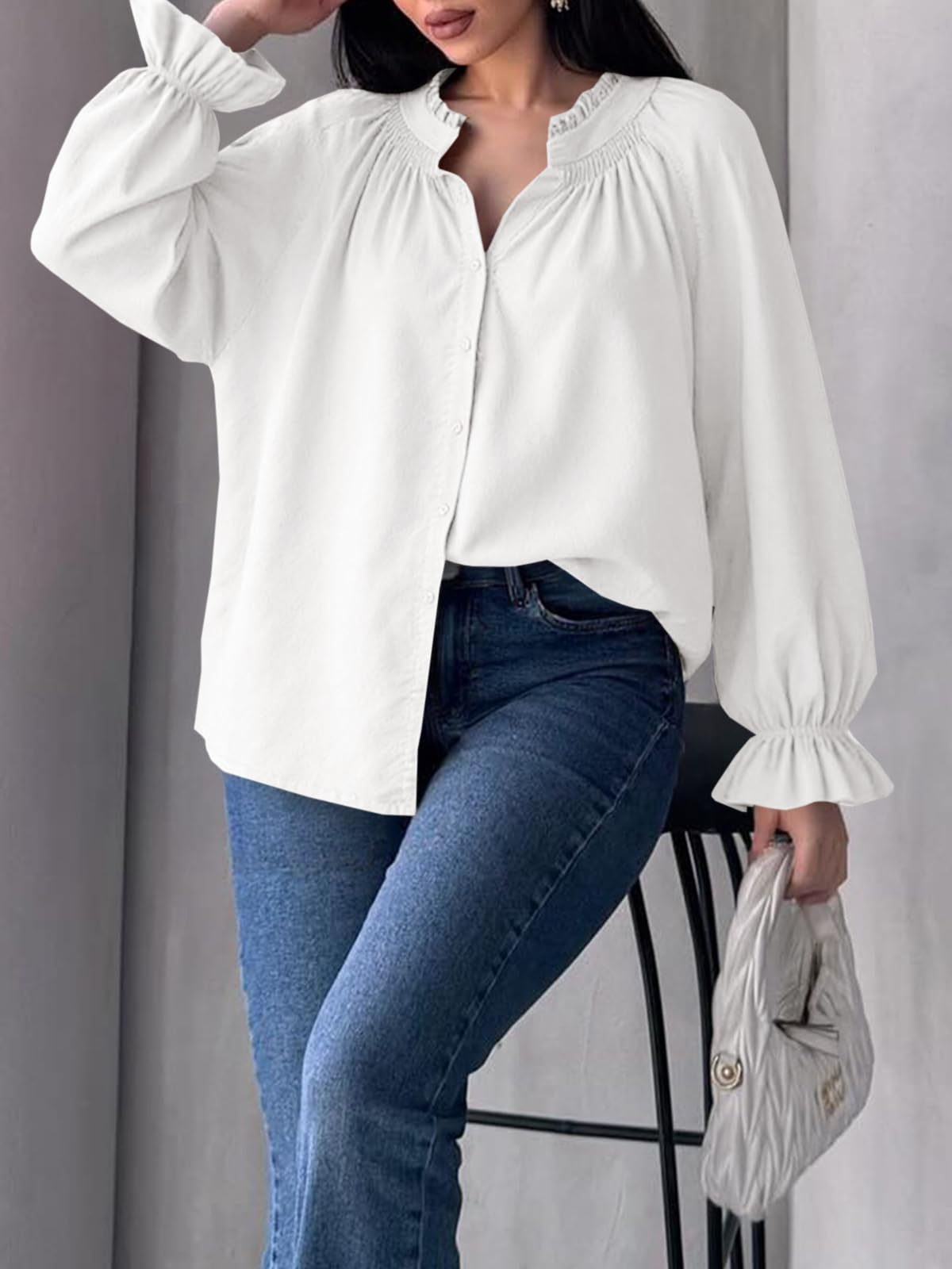 Tankaneo Camisas de manga larga abombada con botones para mujer, plisadas, cuello en V, blusas de algodón holgadas, blusas casuales con volantes
