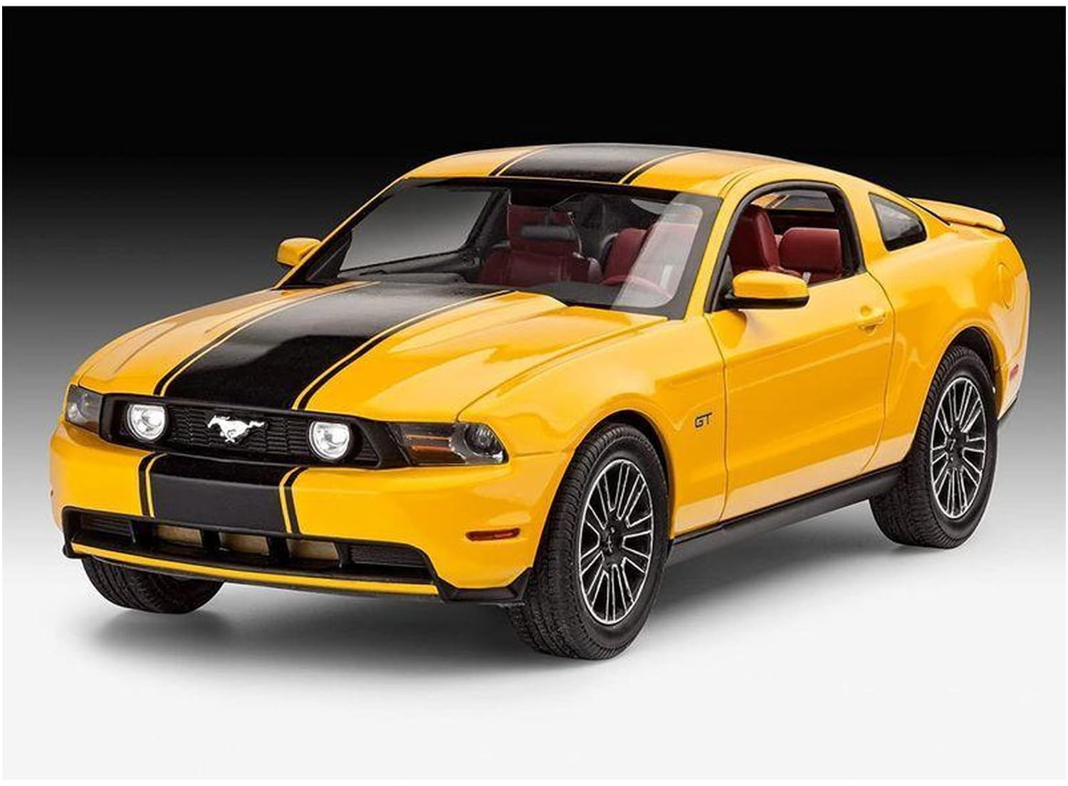ブラーゴ 1/25　フォード　ムスタング　インディ　ダイキャスト製キット Amazon | ドイツレベル 1/25 フォード ムスタング GT 2010年