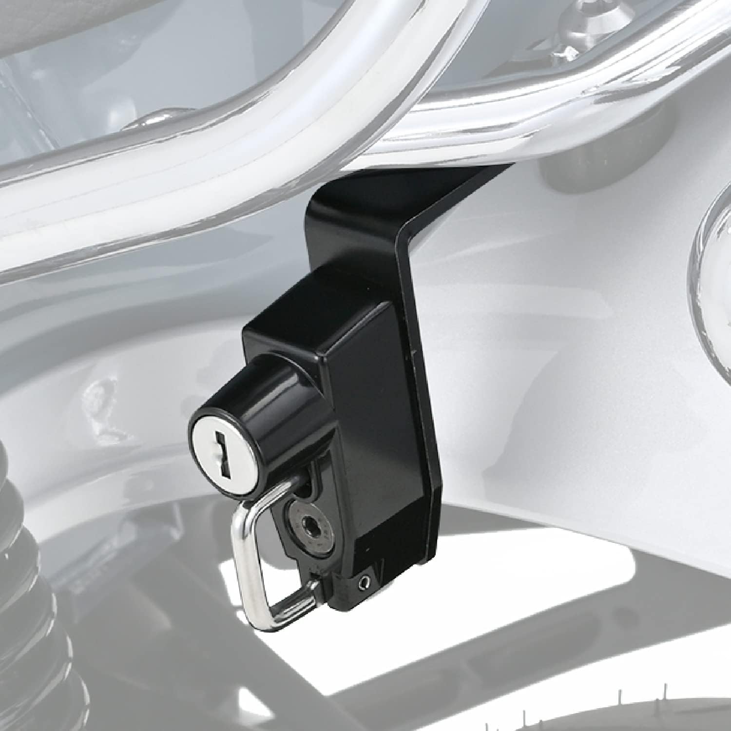 Amazon デイトナ バイク用 ヘルメットロック ダックス125(23)専用 ヘルメットホルダー 92651 ヘルメットロック