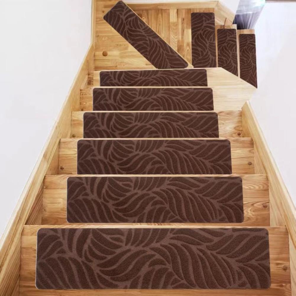 Tapis de marche antidérapant pour un escalier intérieur serein