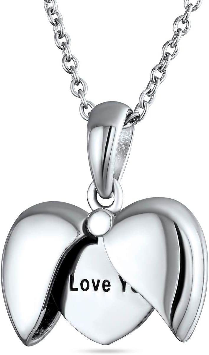 Delicate Engraved Saying BEST FRIENDS 