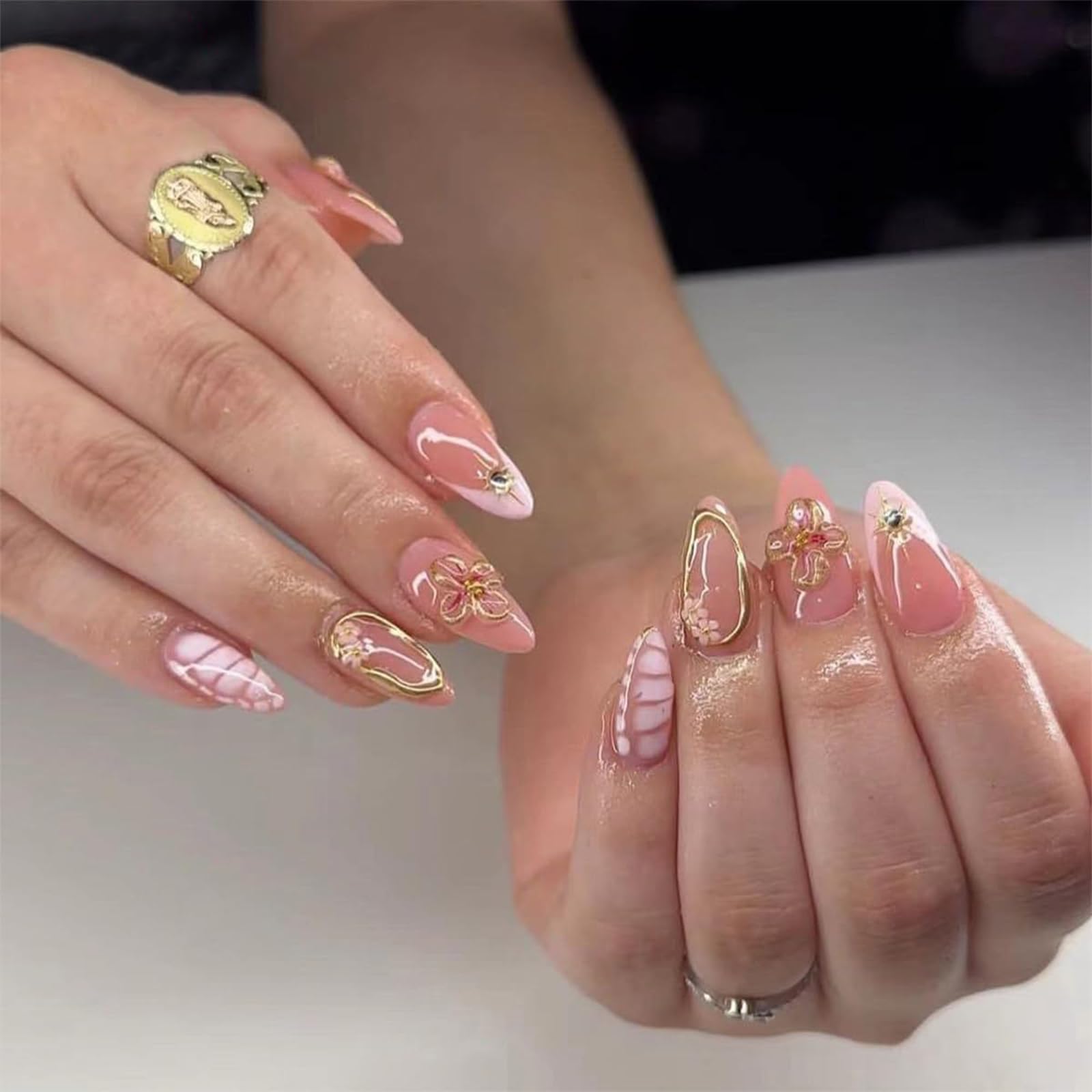GlamRays 24 Piece Spring Flower Press-on Nails Short Almond Nude Pink Nail Caps Acrylic Nail Kit 3D Flower Pearl Jewellery Nail Art False Nails