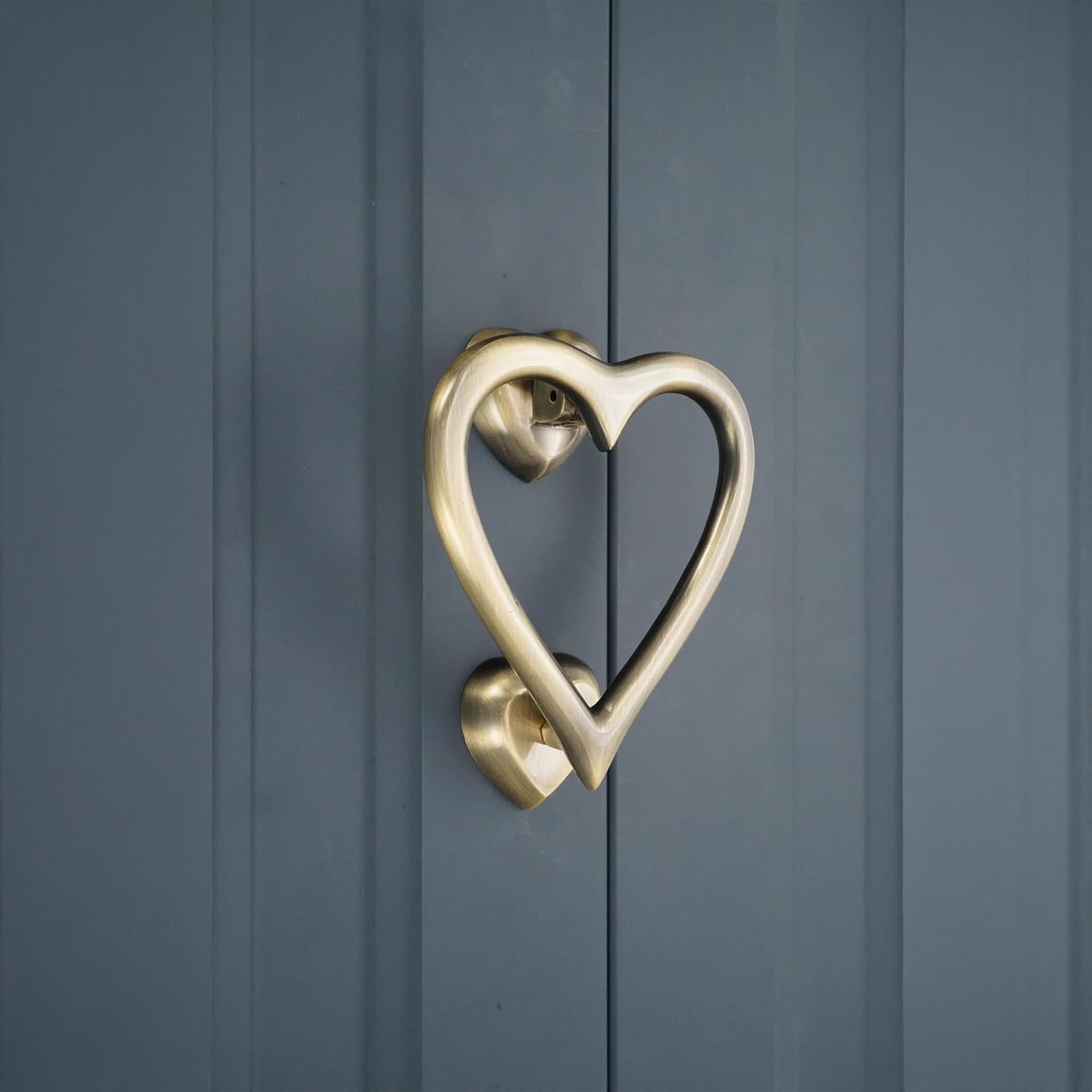 Infinity Decor Solid Brass Heart Shaped Front Door Knocker in Antique Brass Finish
