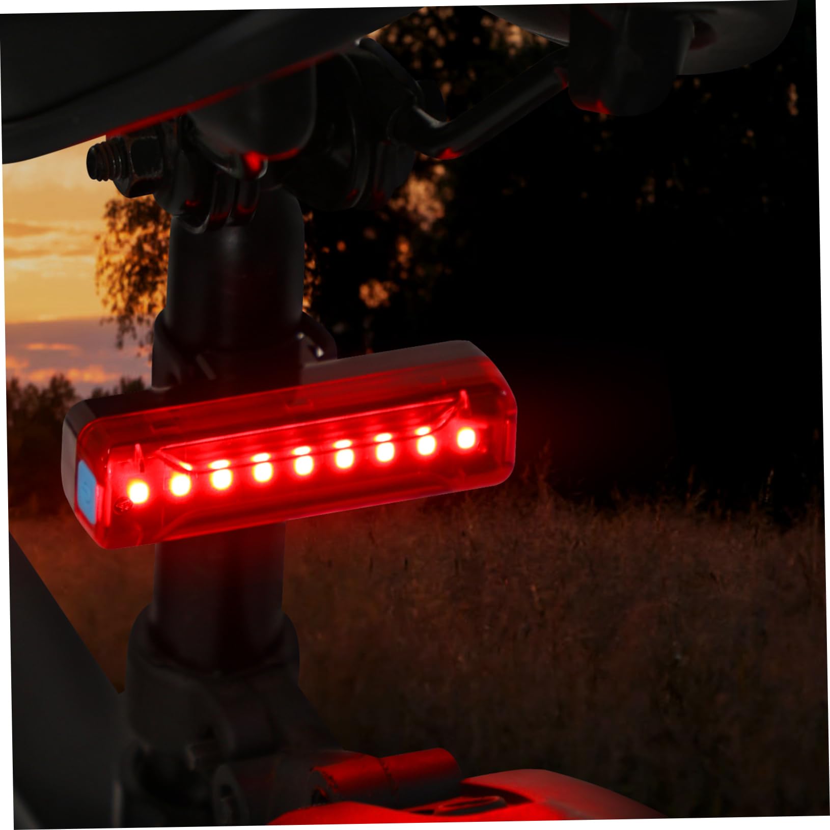 BESPORTBLE Luces De Las Ruedas Luces De Bicicleta para Andar De Noche Asiento Luz Trasera para Solar Luces De Bicicleta Recargables Linterna Recargable Luces De Ciclo Faro Black Abs
