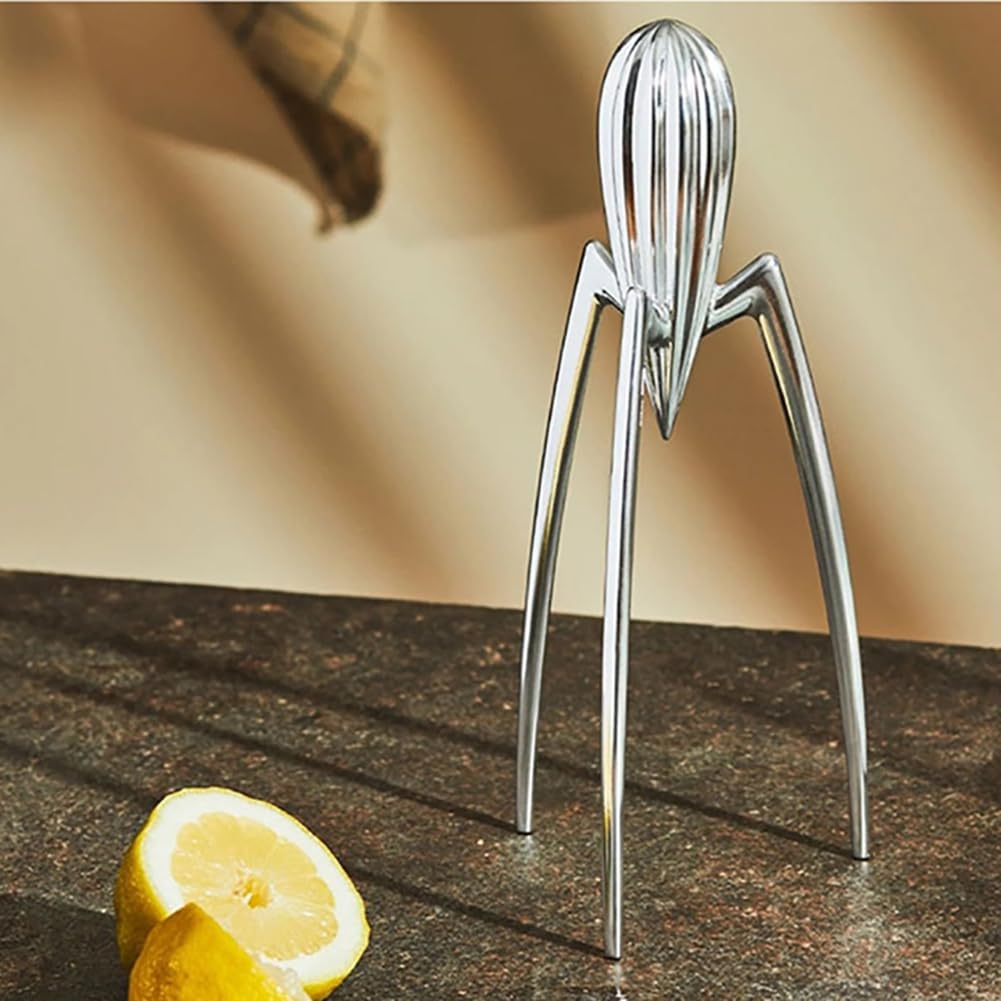 Wuden Modern Octopus Juicer Decorative Ornaments Coffee Table Restaurant Kitchen Living Room Soft Decoration