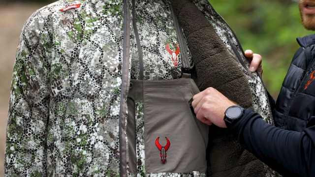 Amazon.com: Badlands Pyre Bib, Approach Fx, Medium : Clothing