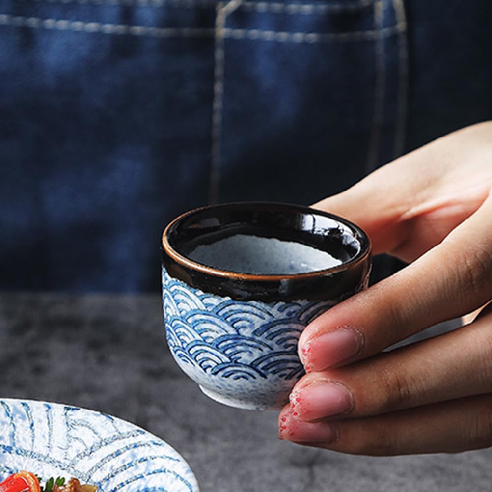 UPKOCH 4Pièces Set de Tasses à Sake Céramique Traditionnelle Japonaise Émaillées pour Usage Maison Capacité de Design Ondes de