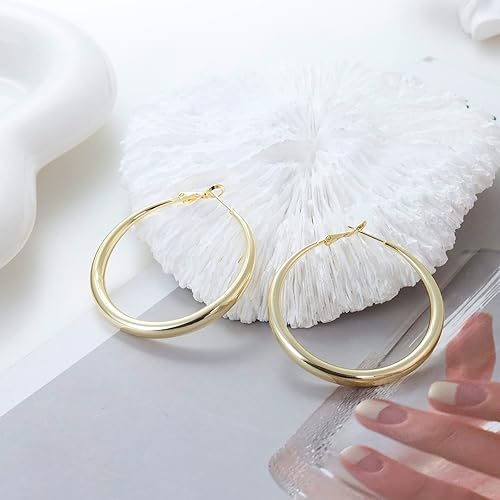 Vista 4 de Kesaplan Aretes de aro de plata 925 para mujer, chapados en oro real de 14 quilates, aretes circulares grandes y simples para regalos