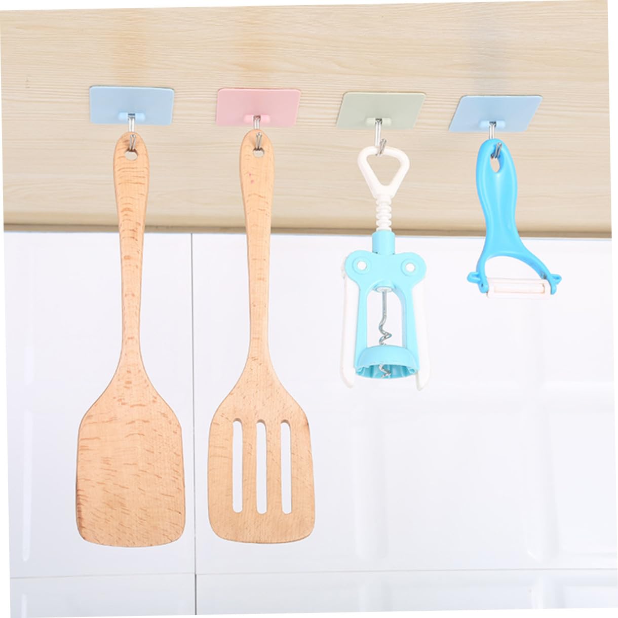 PRETYZOOM 30piezas Ganchos Adhesivos Prácticos De Colgadores Sin Clavos Ganchos Para Llaves y Bolsas Soporte De Pared Para Cocina y Baño Color Rosa
