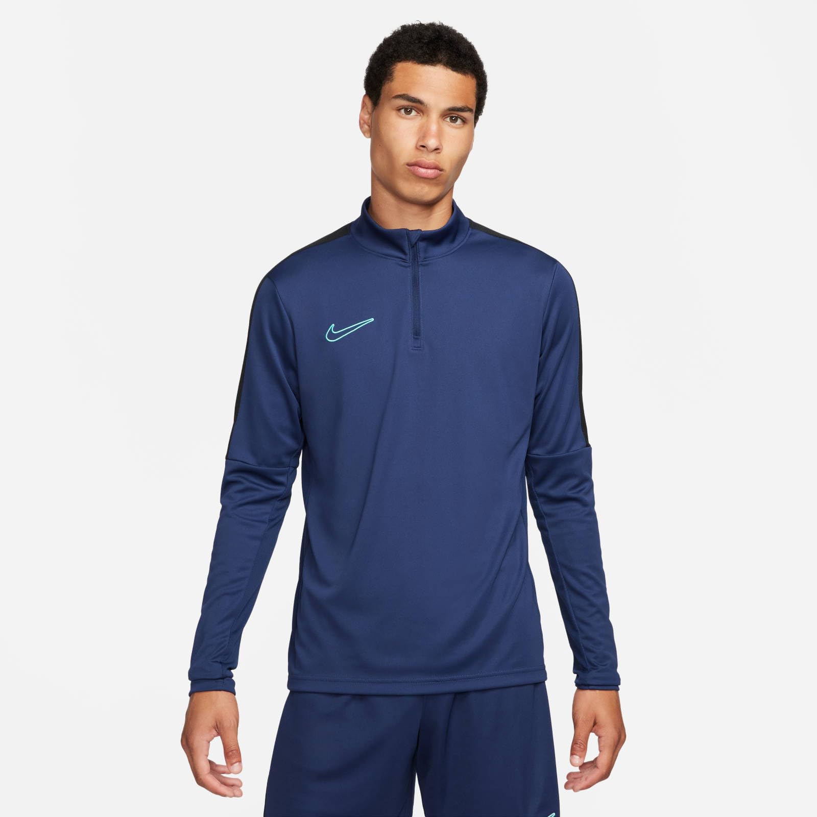NIKE Men's Sweatshirt