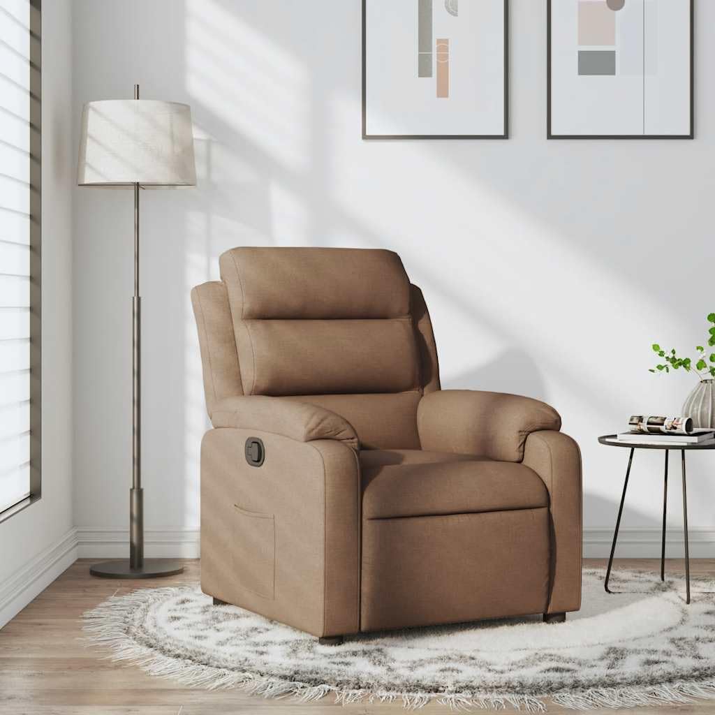 Fotel relaksacyjny brązowy materiał z ręczną funkcją leżenia, regulowane oparcie do 135 stopni, wyściełane podłokietniki, rama drewniana, metalowa, ergonomiczny, wygodny do salonu, czytania