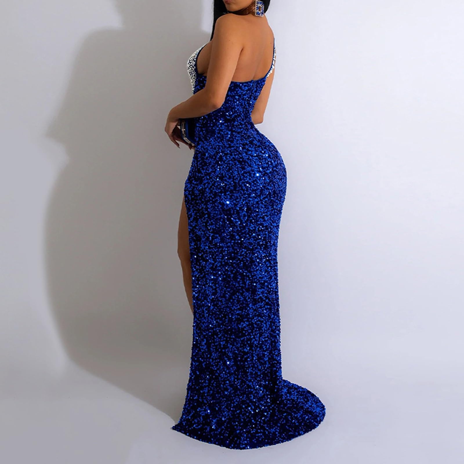Vestido Largo de Un Solo Hombro, con Pedrería y Lentejuelas En Degradado, con Una Abertura Alta, Cierre con Cremallera En La Espalda, Ideal Para Fiestas y Eventos Nocturnos