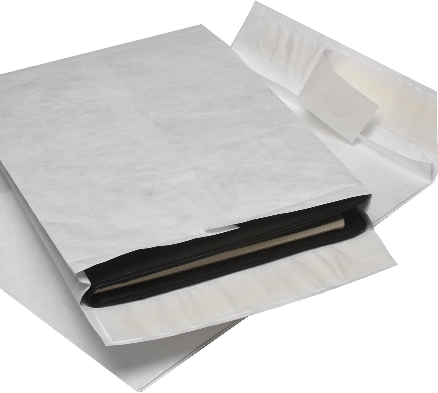Quality Park Tyvek Envelopes, 25 Pack, Large 10 x 13 Mailers, 2 Inch Expansion, Rip, Puncture & Water Resistant Self Sealing Mailing Bags for Lightweight Shipping, White