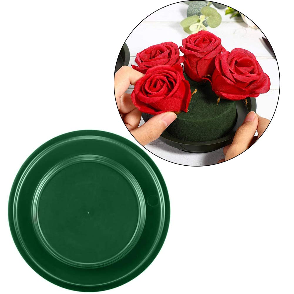 Fiori, petali e ghirlande in schiuma per il matrimonio