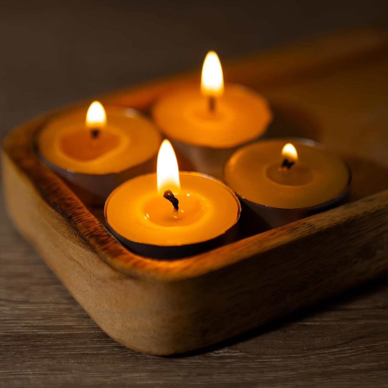 Set di 48 Candele Tealight in 100% Puro Cera d'Api - Durata di 3 Ore - Candele Tealight Senza Fumo - Stoppino in Cotone e Senza Profumo - Regalo per Amanti delle Candele - Set of 48 Tealight Candles