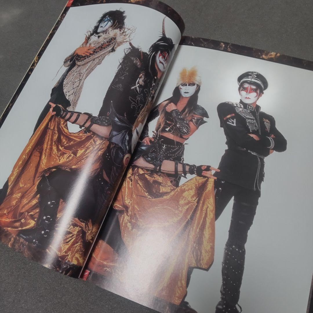 Amazon.co.jp: 聖飢魔II 写真集The Satan All Stars : おもちゃ