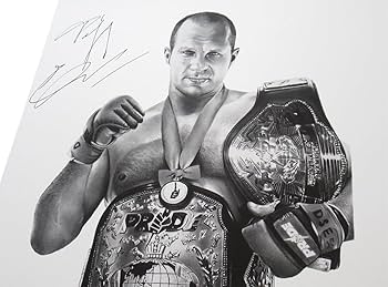 Amazon.co.jp: 皇帝 エメリヤーエンコ・ヒョードル 直筆 サイン 入り