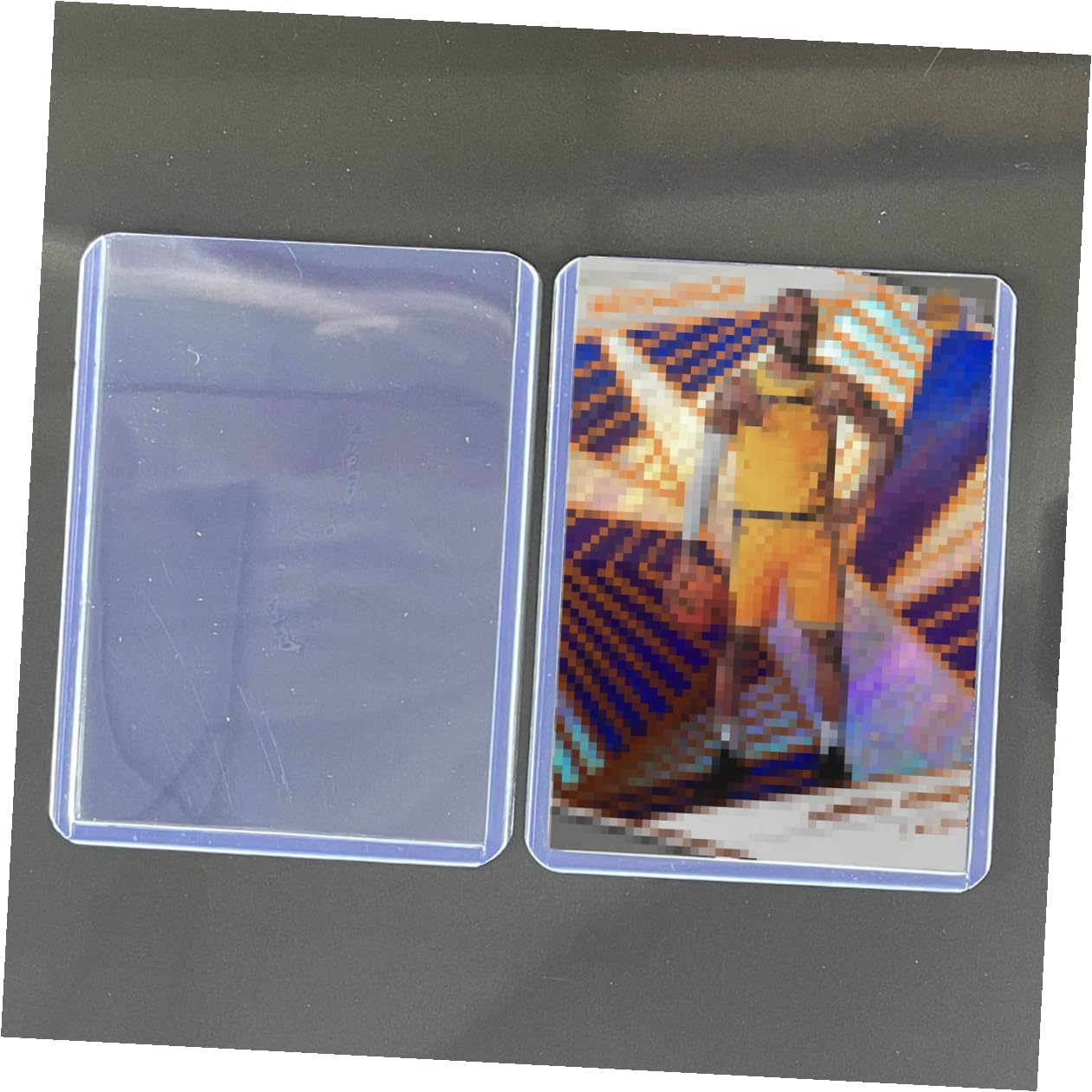 100 Stück Klare PVC Kartenhüllen Schutzhüllen für Sammelkarten Kratzfeste Wasserfeste Trading Card Schutzhüllen Transparent Langlebig Geeignet für Baseball Fußballkarten