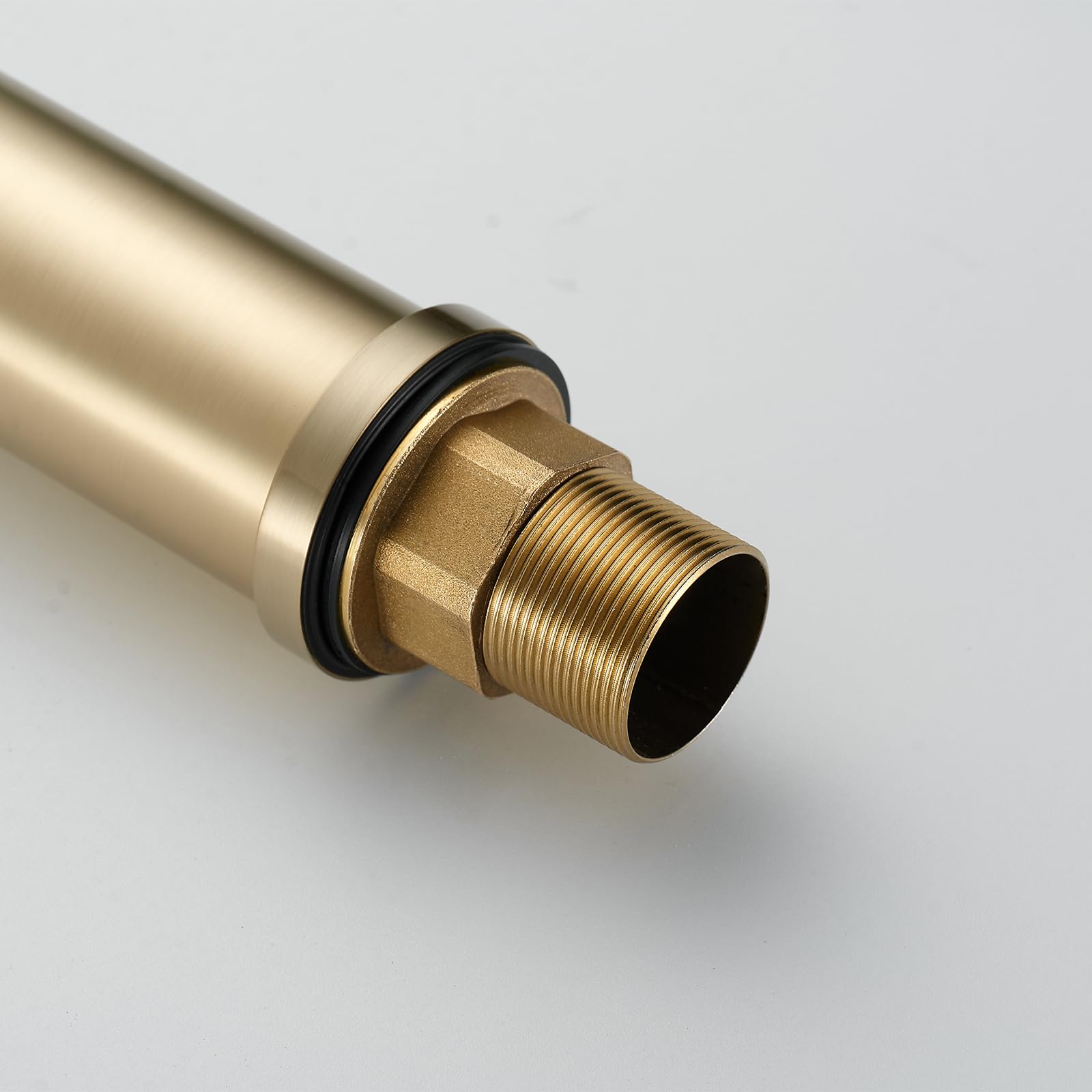Moderno grifo de cocina cascada, caño alto en oro cepillado, cuerpo de latón con conexiones de 3/8", monomando para lavabo