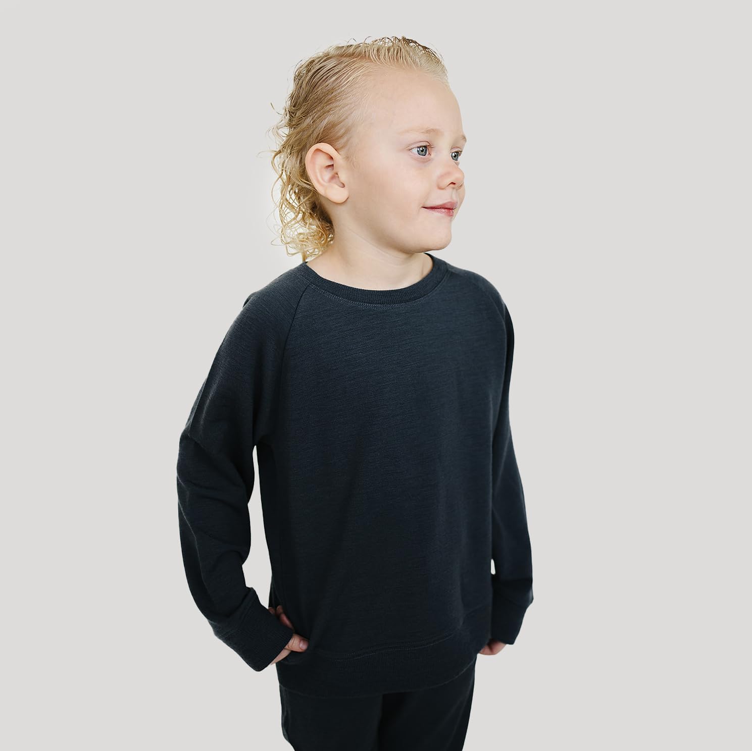 Woolino Soft Merino Wool Kids Sweatshirt - Crewneck Pullover Sweatshirt for Boys & Girls - Breathable &Temperature-Regulating - Image 5