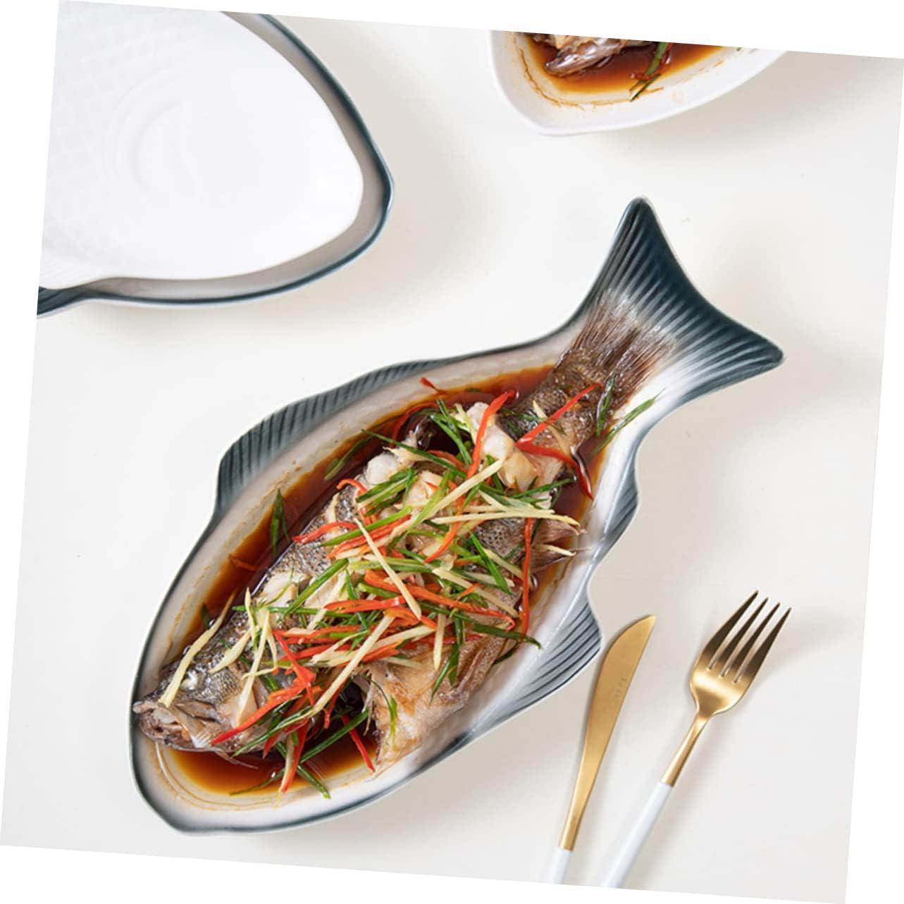 Creative Ceramic Fish Shaped Plate White Multi Function Snack Storage Dish for Home Restaurant Steamed Fish Serving Tray
