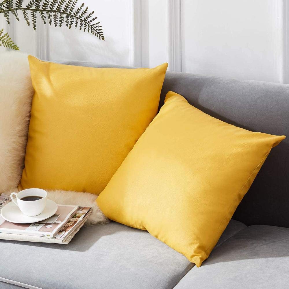 Housse de coussin en cuir jaune 45x45 cm Chenso pour canapé de salon