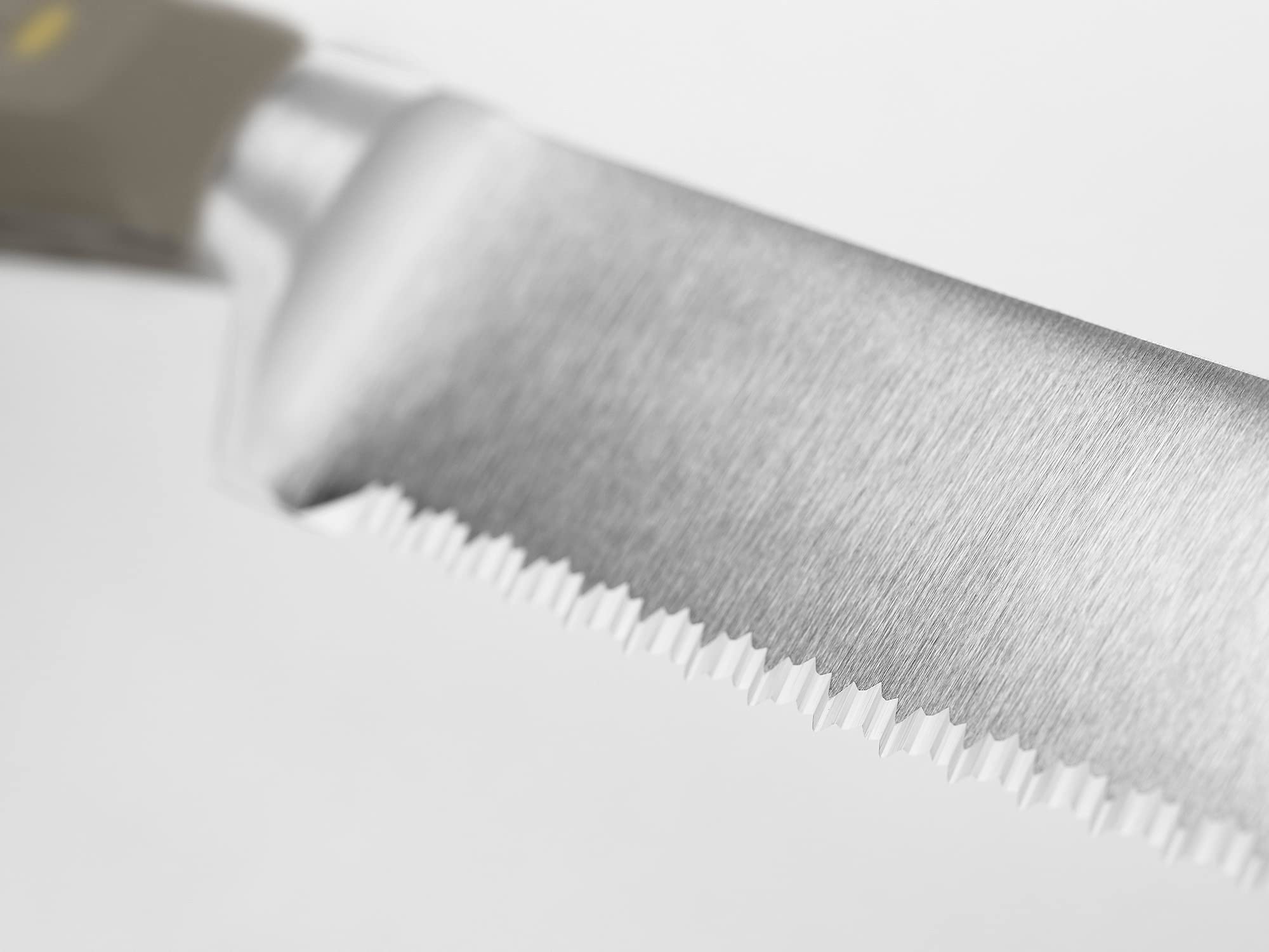 WÜSTHOF Classic cuchillo pan con doble dentado de precisión 23 cm, Velvet Oyster (gris)