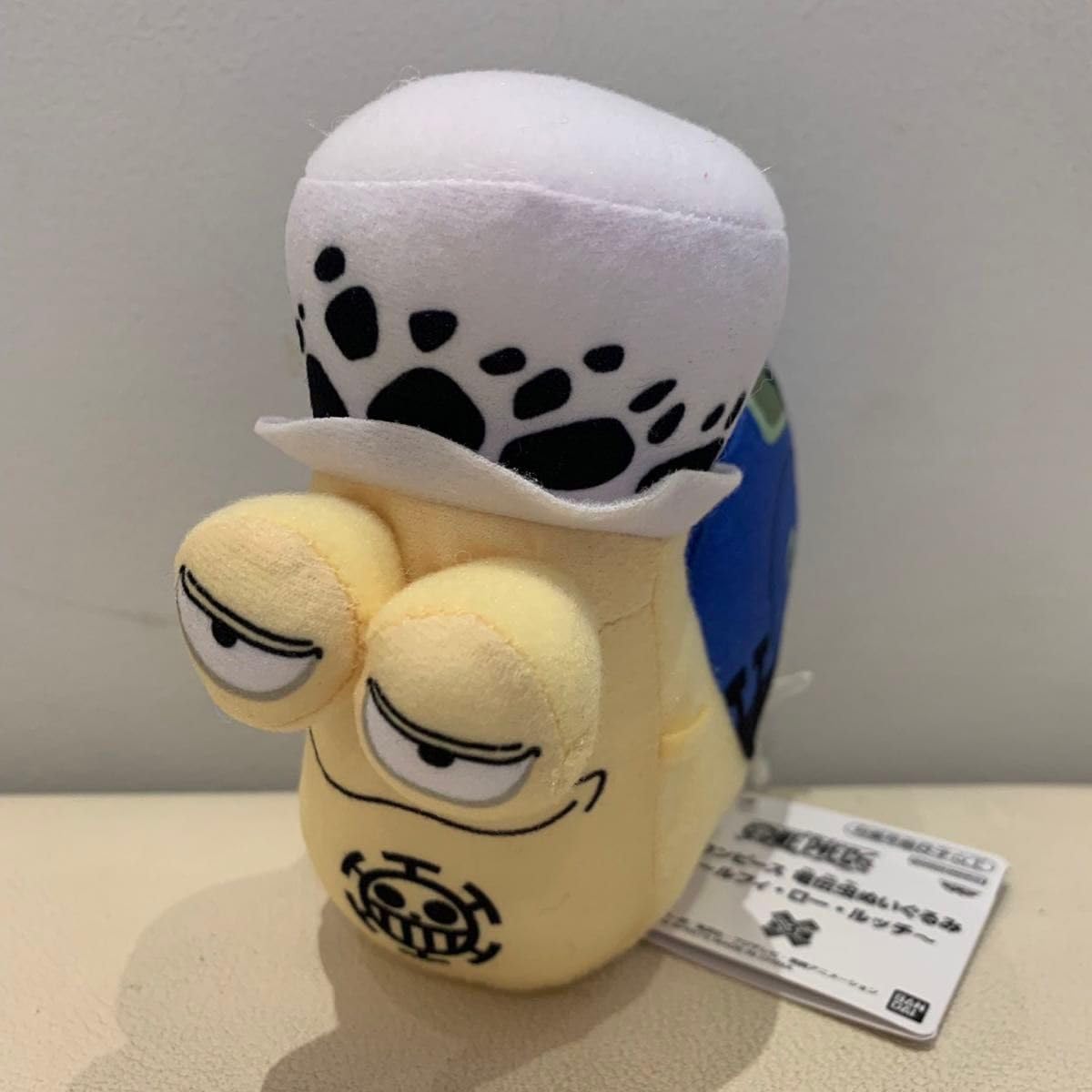 Amazon.co.jp: ワン ピ ワンピ ース 電伝虫ぬいぐるみ ロー カタツムリ