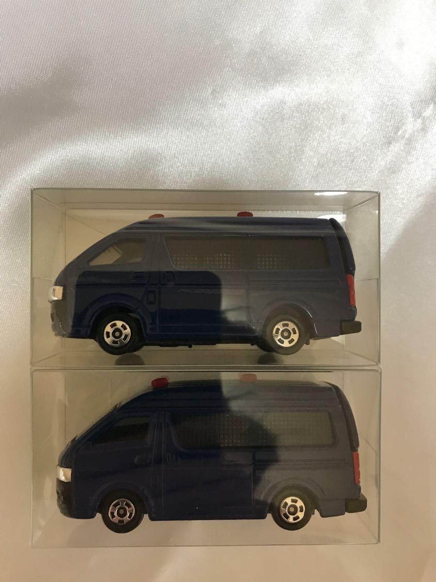 Amazon | トミカ ギフト 緊急車両現場に急行せよ トヨタハイエース